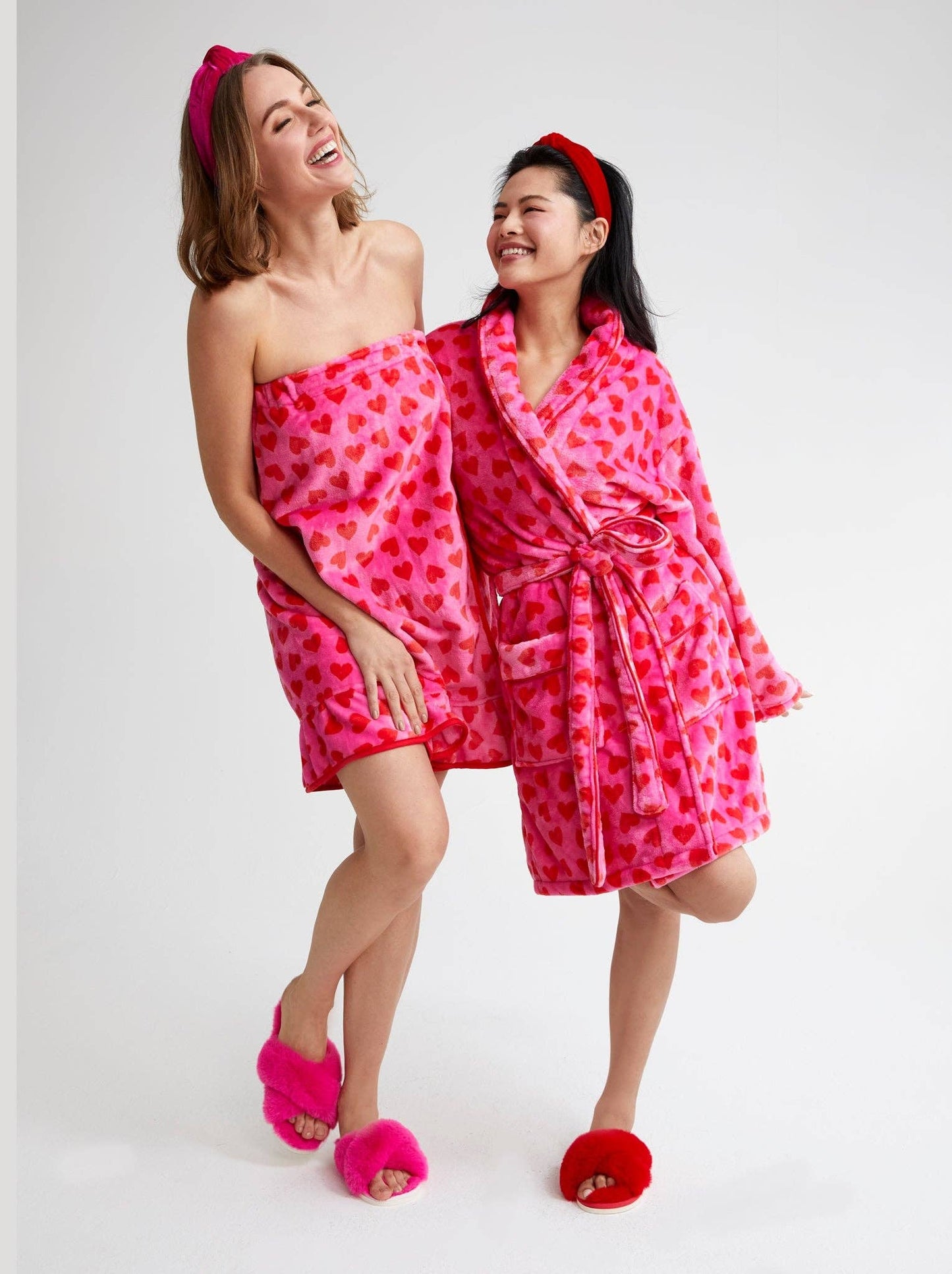 HEARTS BATH WRAP, PINK