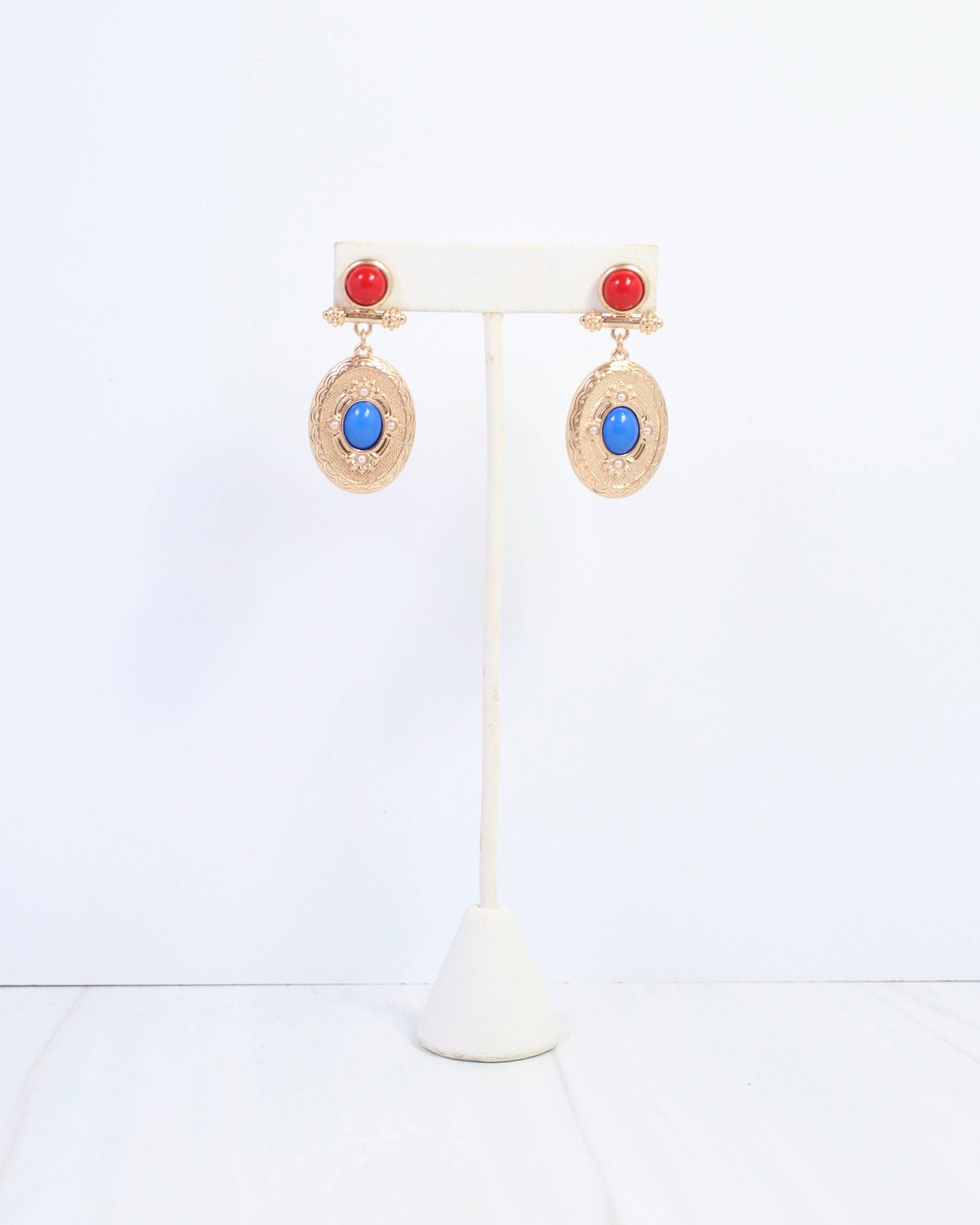 Beyan Oval Drop Earring Blue/Red