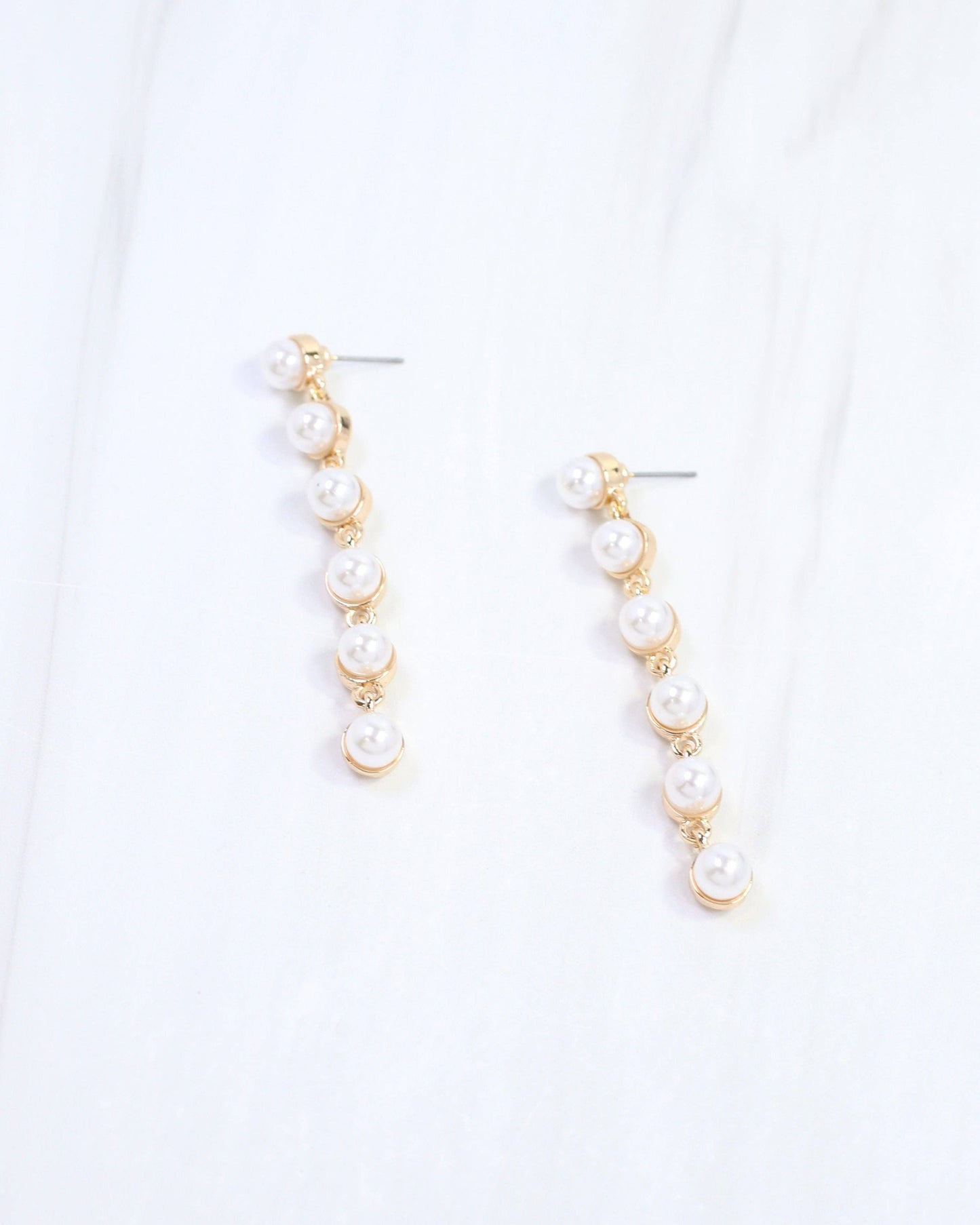 Julianne Pearl Dangle Earring Gold