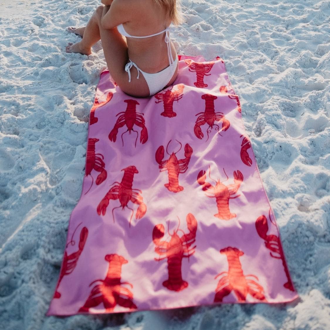 Lobster Quick Dry Reversible Pool Towel: Pink