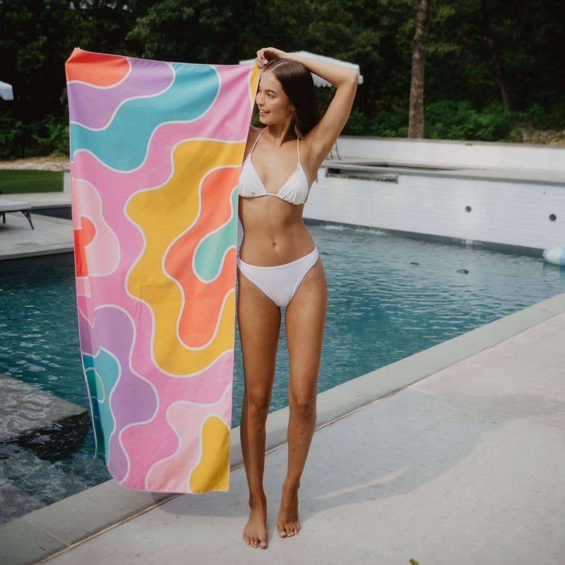 Groovy Flower Microfiber Reversible Towel: Multicolored