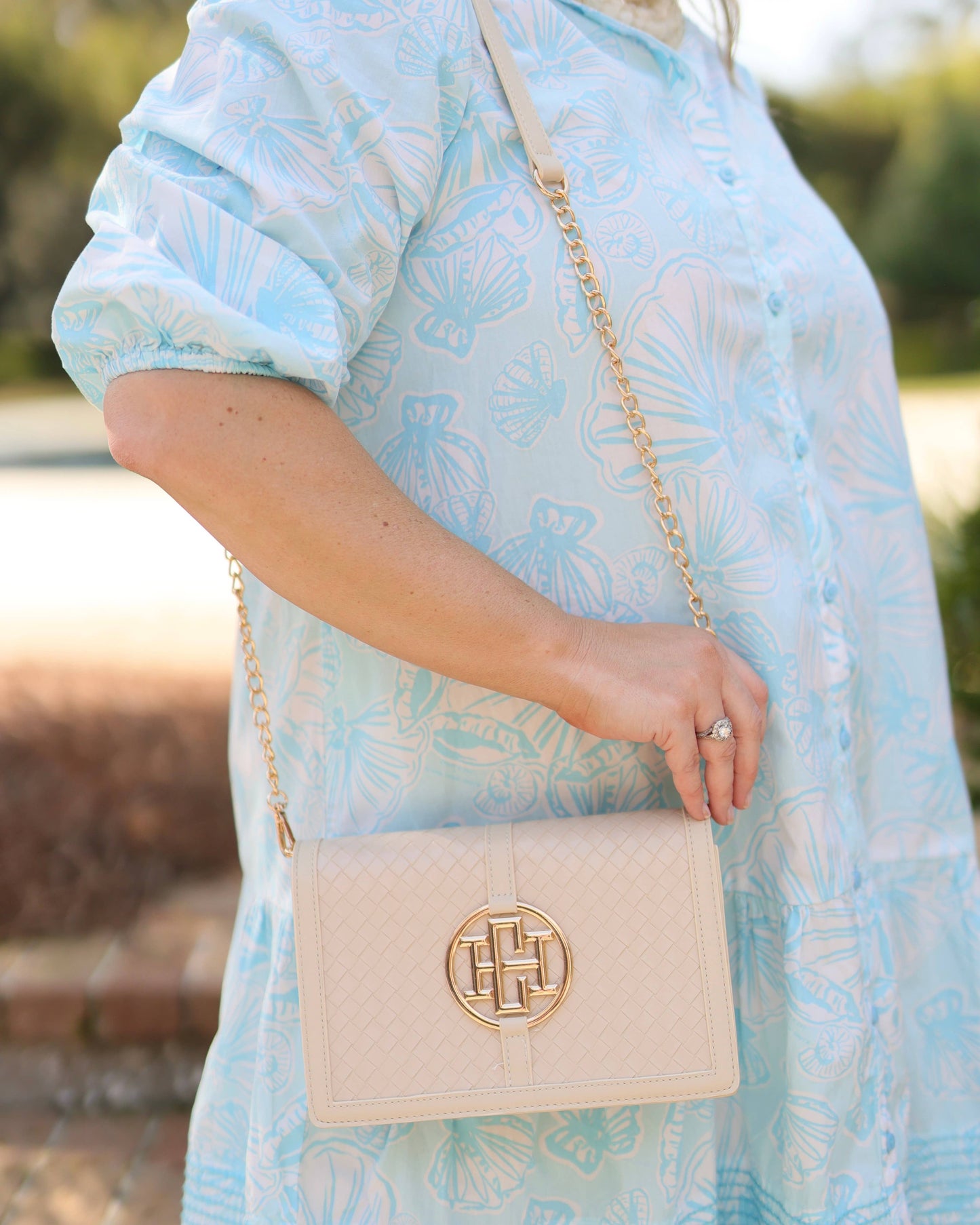 Cecilia Circle Logo Handbag Woven Almond