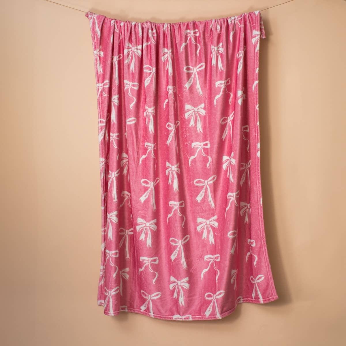 Hannah Bow Throw - Pink