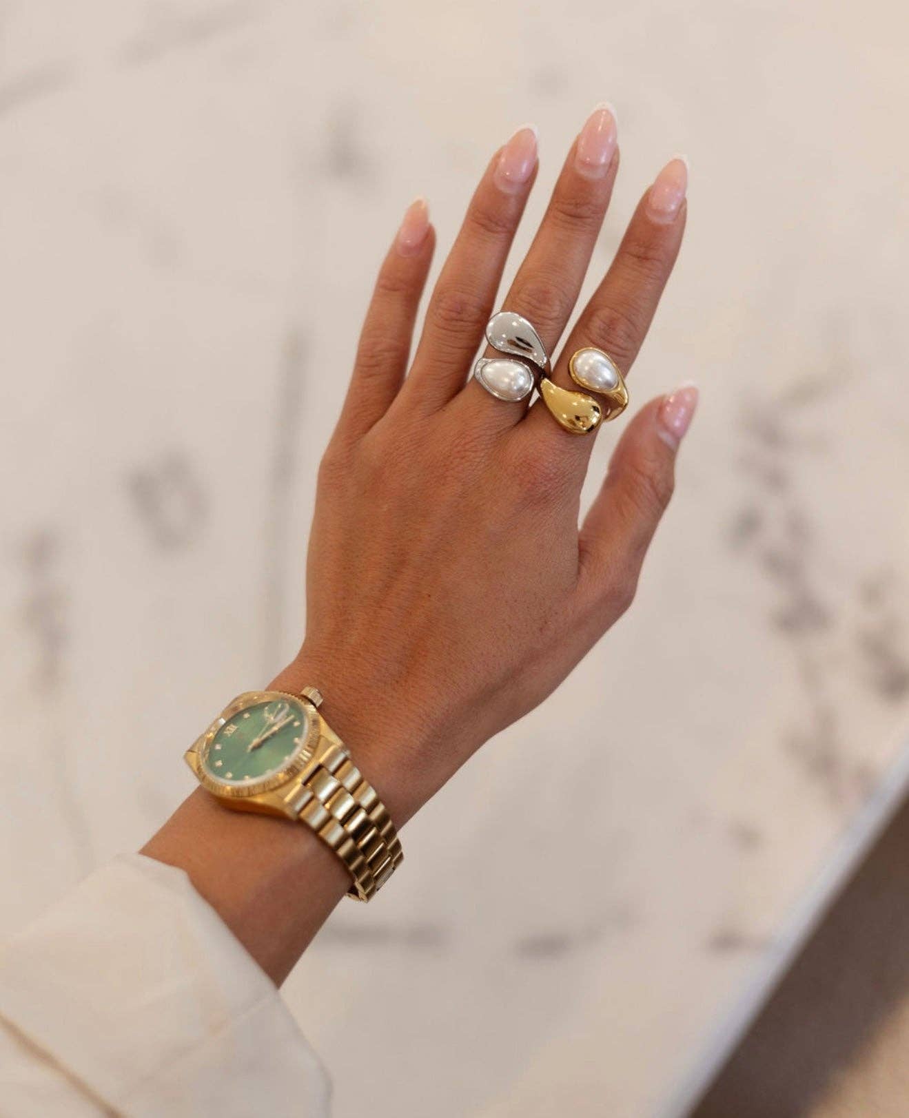 AVA RING: GOLD