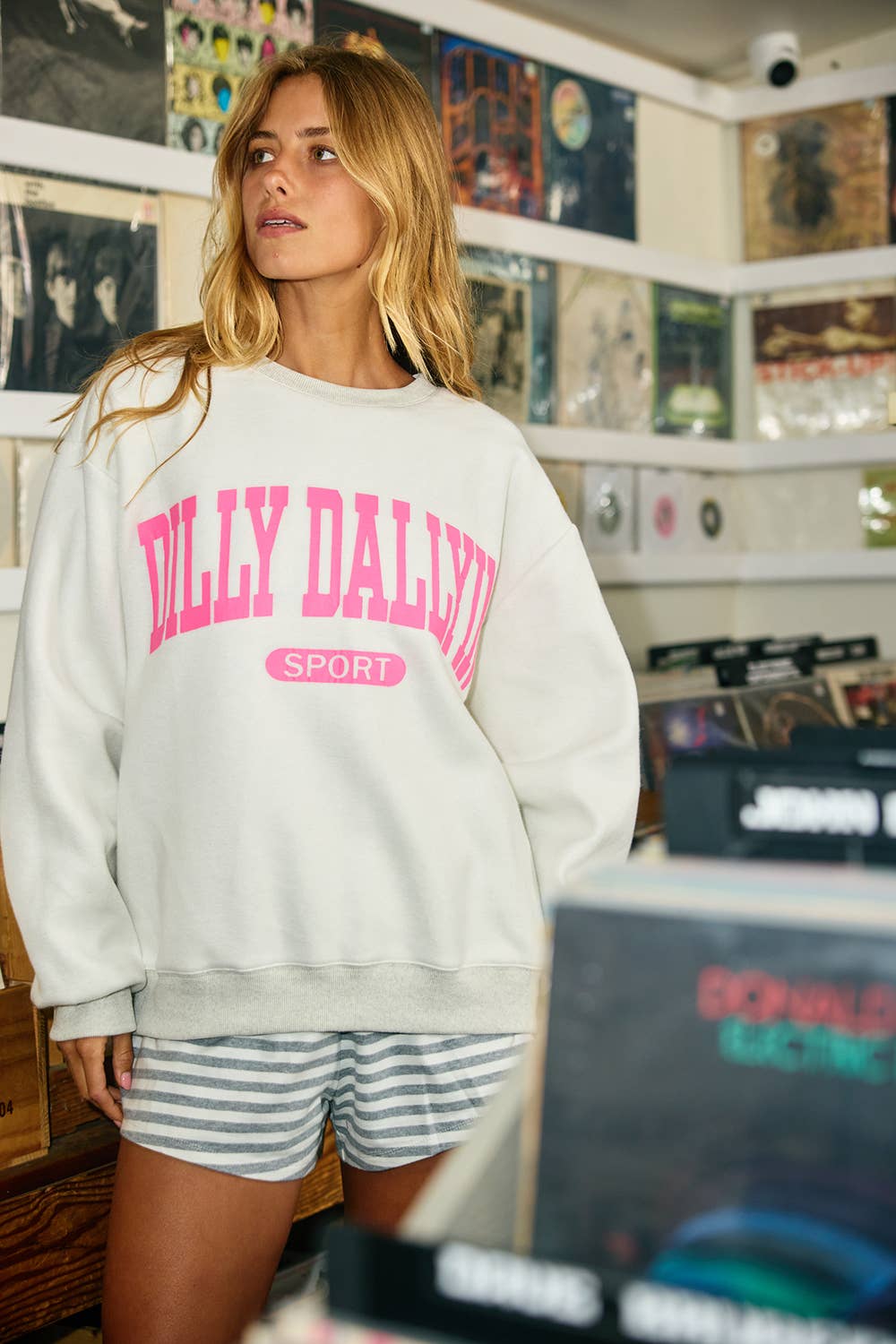 DILLYDALLYIN Reversible Oversized Sweatshirt ASH GREY