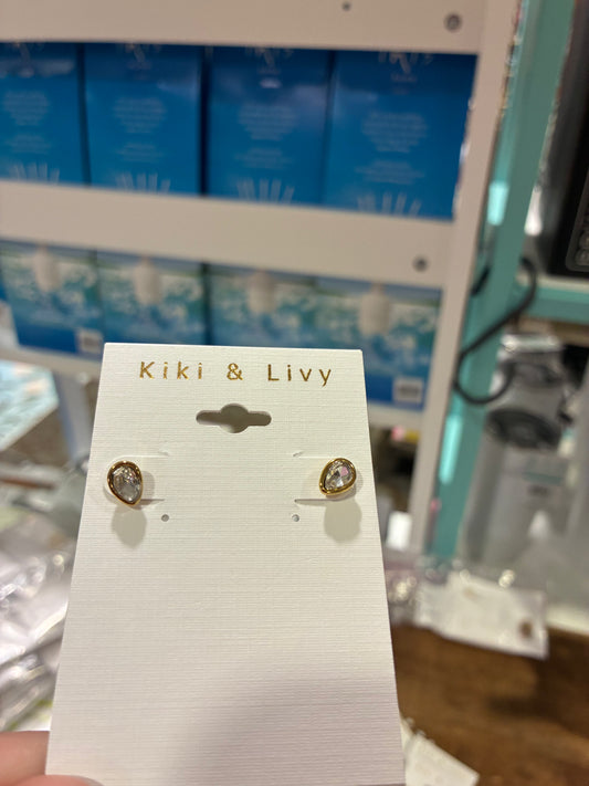 Single Stone Teardrop Stud