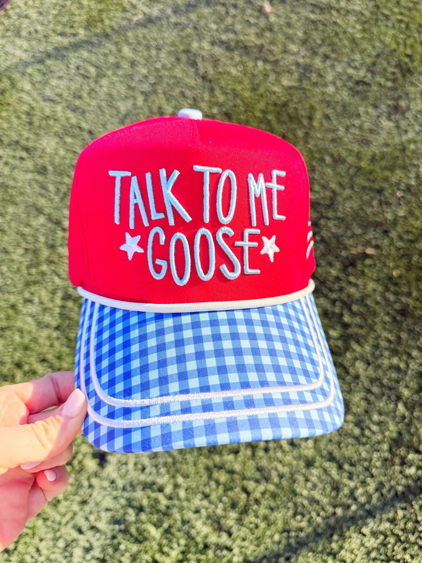 Talk to Me Goose Hat