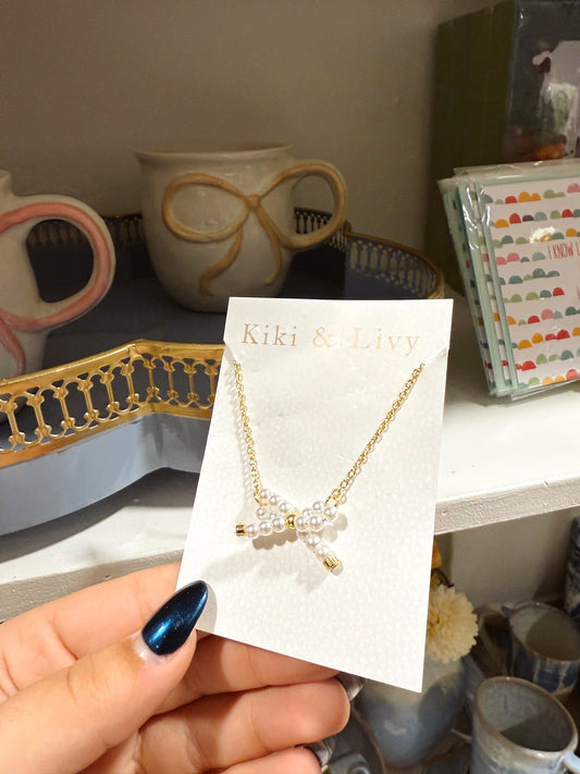 Dainty Pearl Bow Necklace