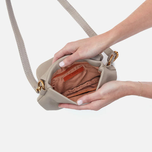 Harley Crossbody in Pebbled Leather - Taupe