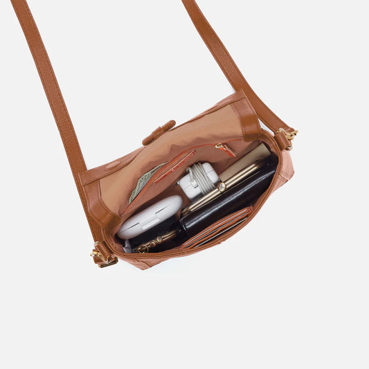 Austin Flap Crossbody in Pebbled Leather - Warm Honey