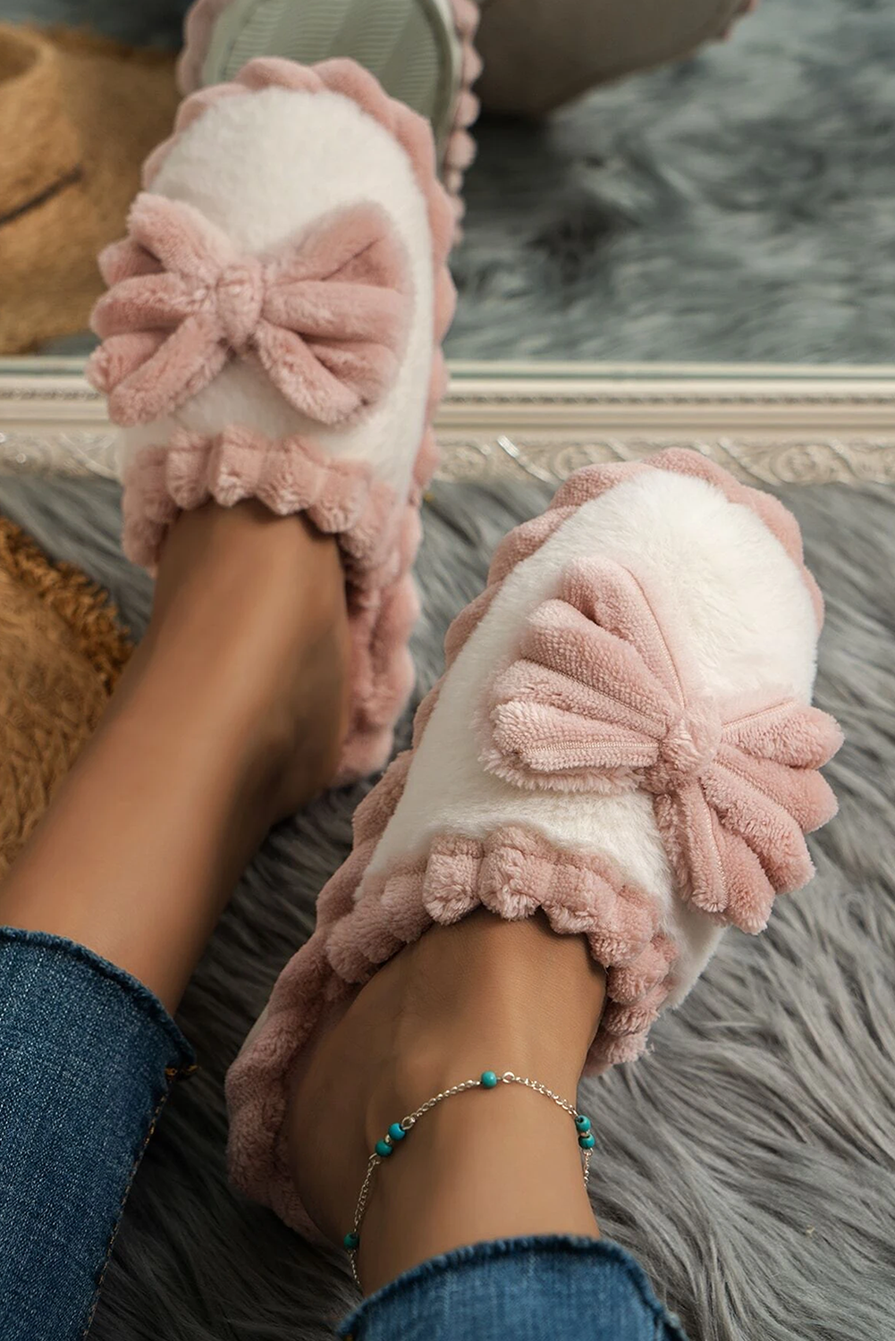 Bow Block Plush Slippers