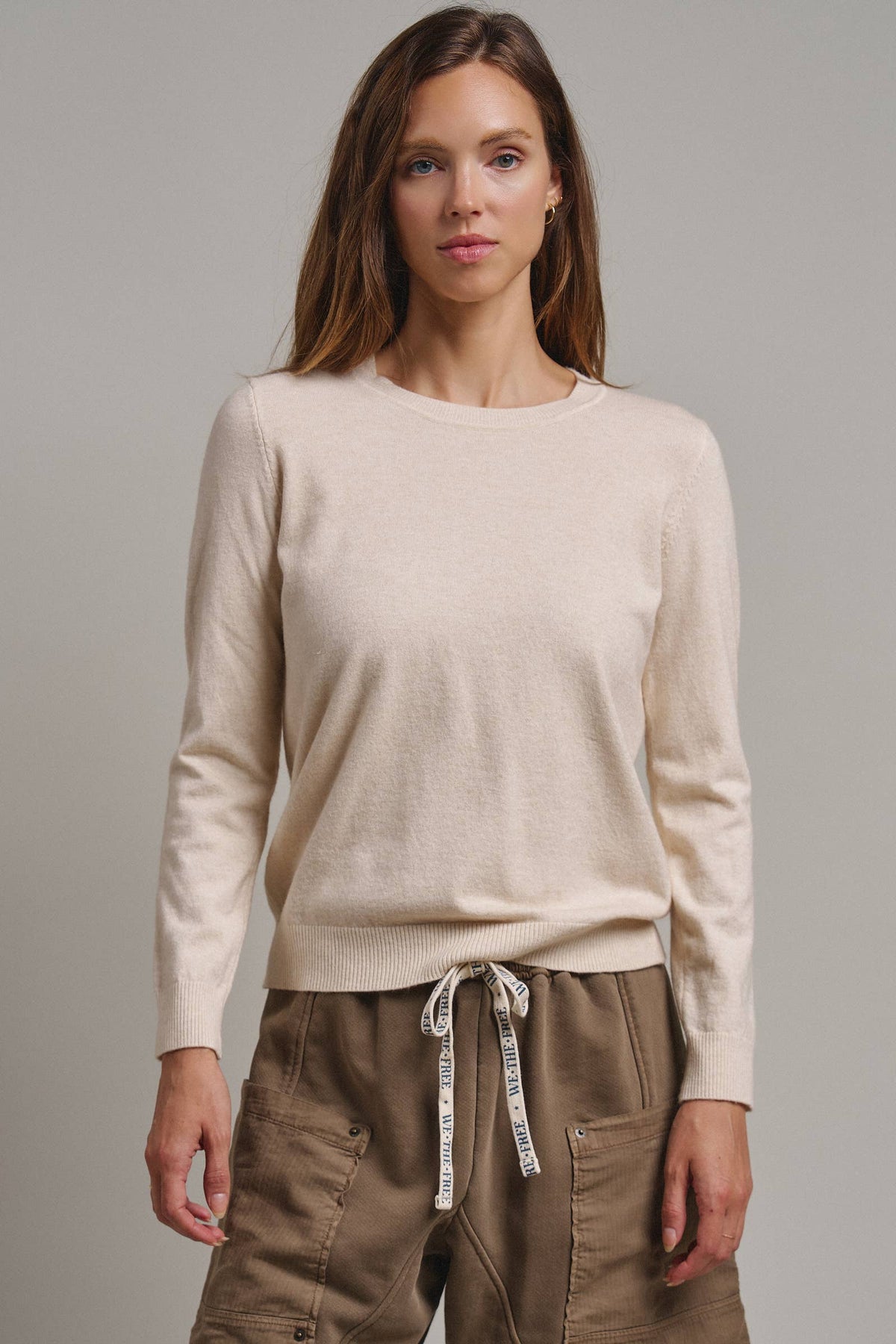 Soft Viscose Blend Crewneck Knit Pullover: Black / S-M-L:2-2-2
