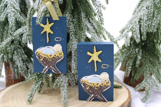 2.5x4" Plaster Manger Ornament